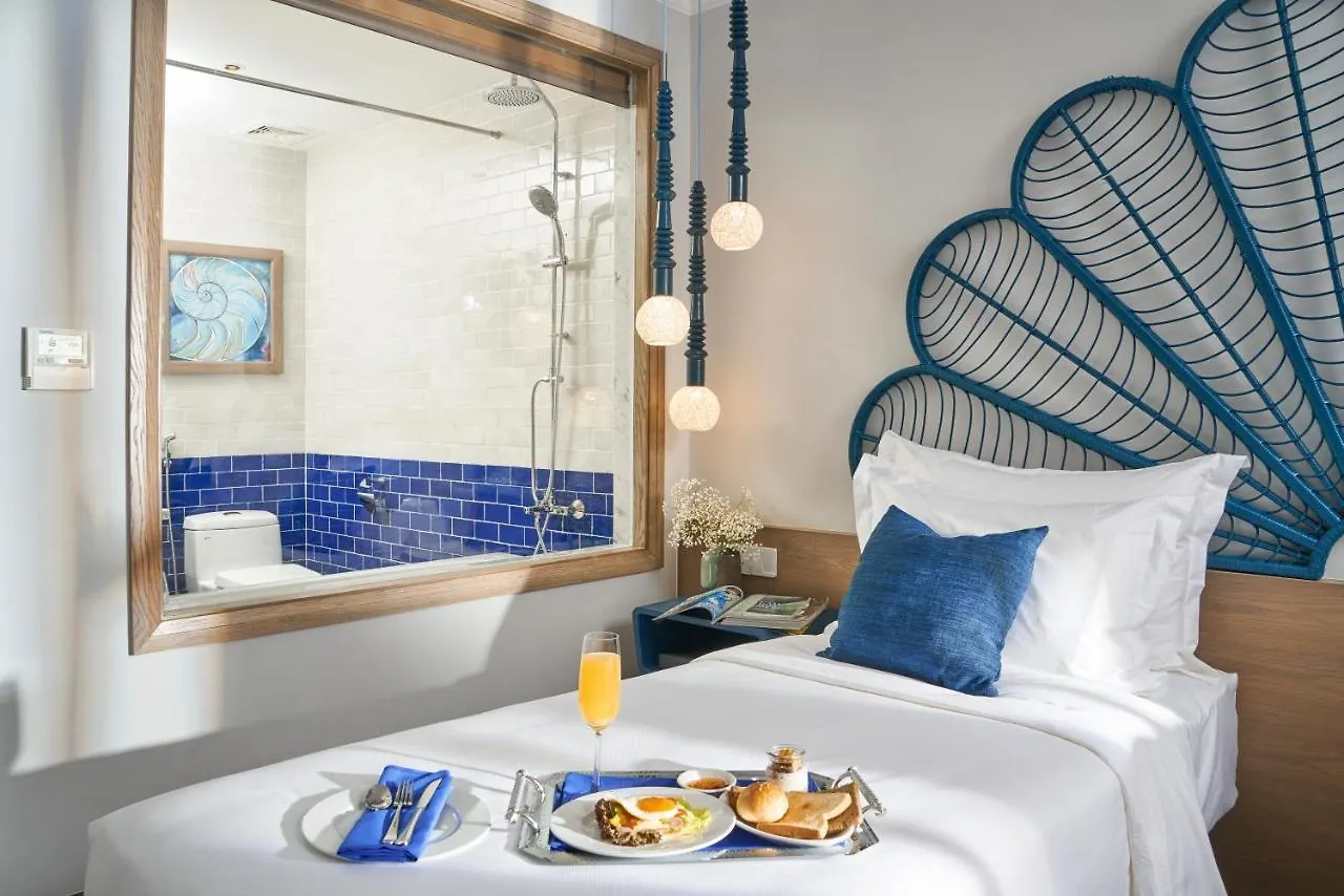 Sofiana My Khe Hotel & Spa- Rooftop Pool Bar Da Nang